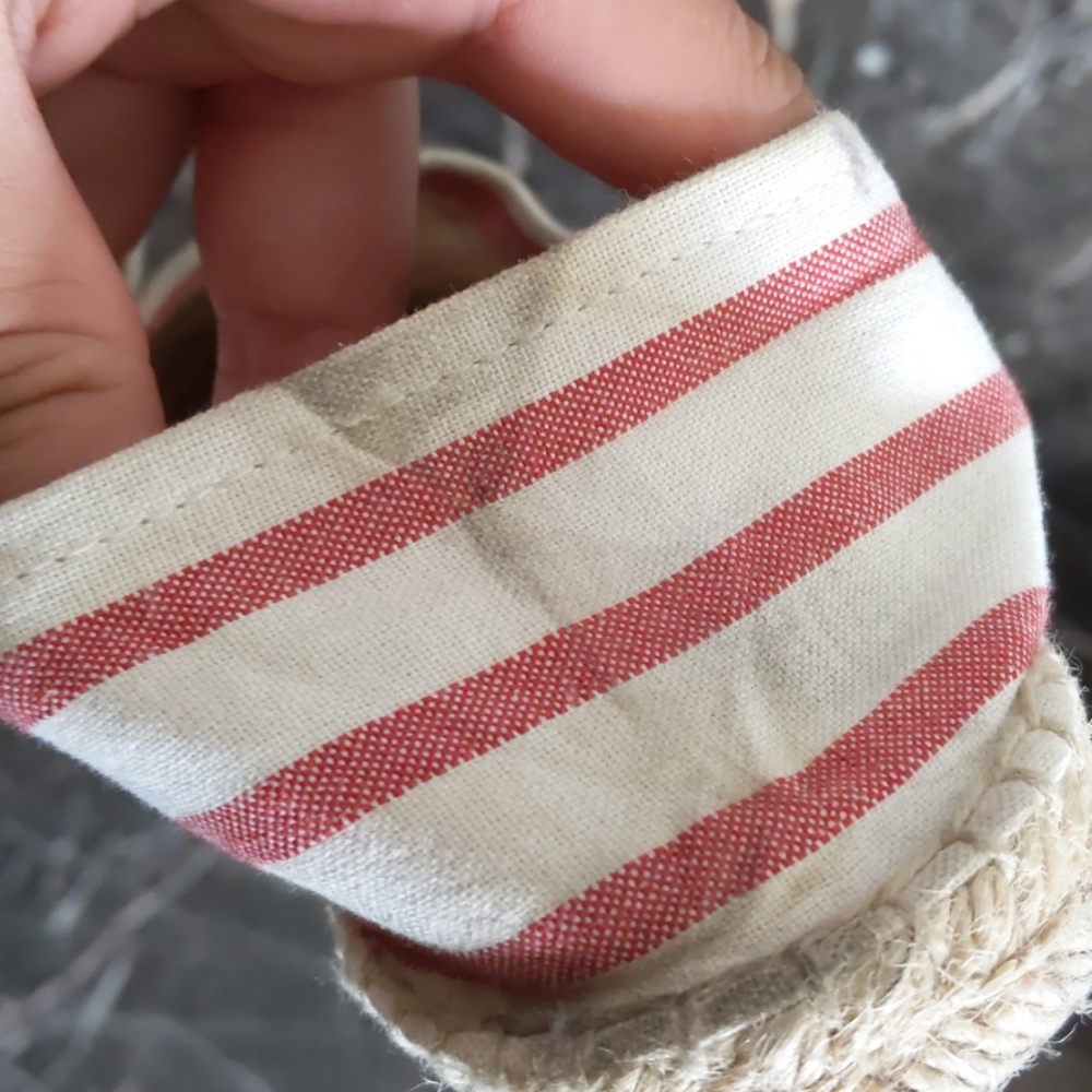 Espadrilles - Picture 4 of 8